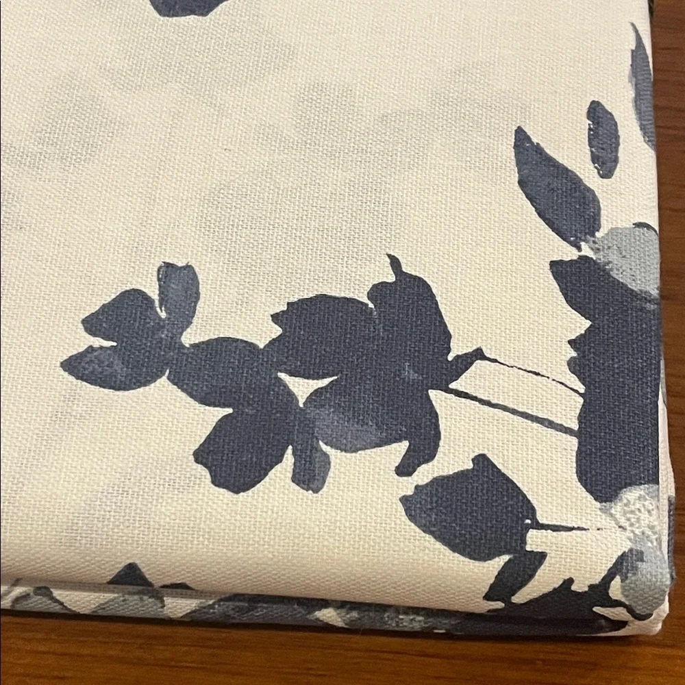 Ralph Lauren Shower Curtain Floral 70”x72” white blue new